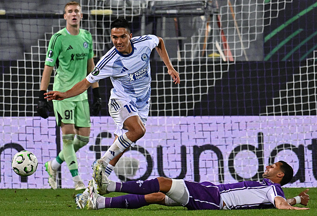 Hlavně Poláky nepodcenit! Kluby investují, liga roste, upozorňuje Kostadinov