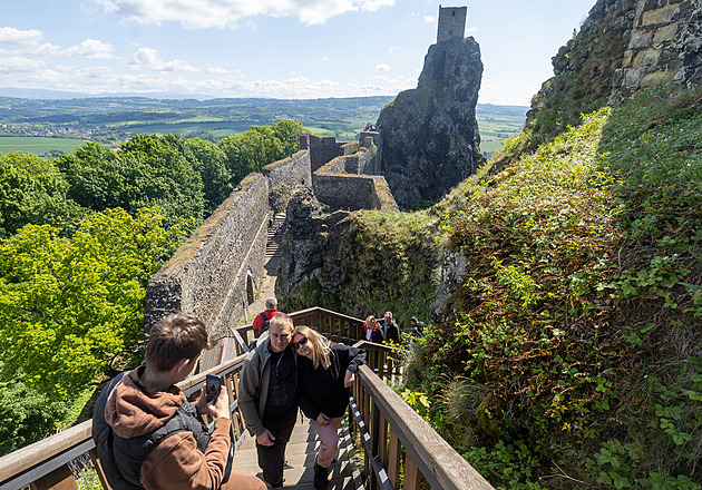 Sto dvacet tisíc lidí. Hra Kingdom Come pomohla Troskám k rekordní návštěvnosti