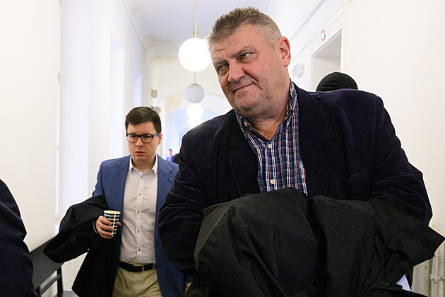 Kaderka chtěl promluvit, delegáti odmítli. Zbavili jsme se jeho stínu, říká Kotrba