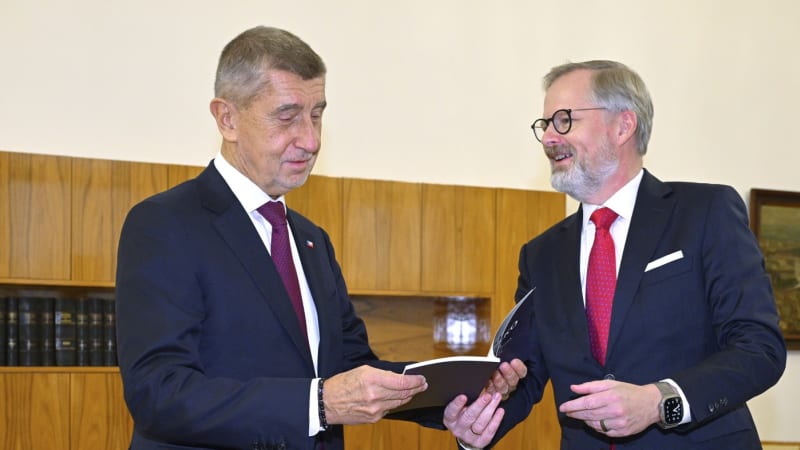 Babiš: Zprávu o stavu ČR číst nebudu. Nechce si kazit svůj příběh o spálené zemi, řekl Fiala