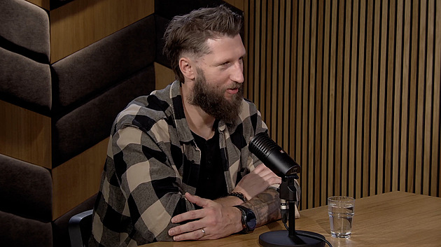 Mladí kluci si už pro radu nechodí, říká Piskáček. Hokej ho ještě neomrzel