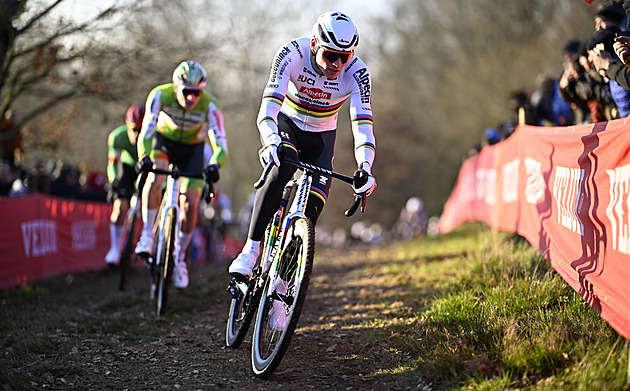 Van der Poel a Brandová vyhráli čtvrtý závod SP za sebou, Boroš byl sedmnáctý