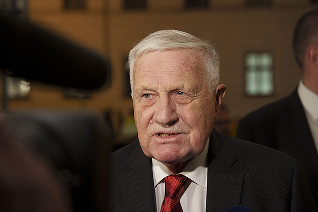 Macinka nebyl můj pobočník, řekl Klaus. Nové vládě podle něj bude chybět odvaha