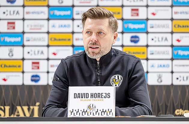 Odchod Sojky byl šok, říká Horejš. Hradec obhlíží složitý trh, prodávat dál nechce