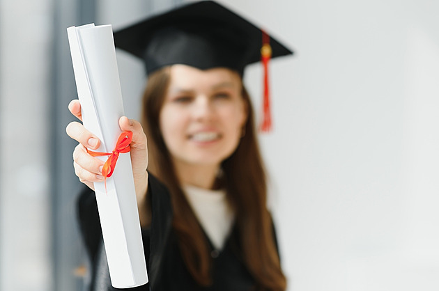 Diplom z elitní univerzity je opět v kurzu. Američtí náboráři mění strategii