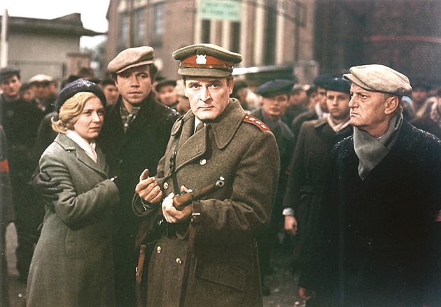 GLOSA: Dějepisář se na mě kvůli majoru Zemanovi zlobil. A teď na mě došlo