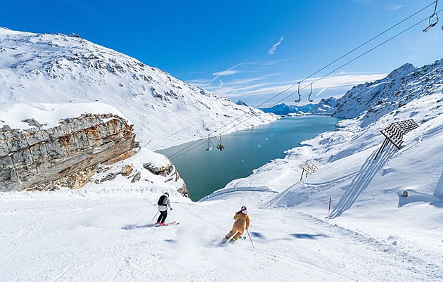 Středisko bez davů v srdci Korutan. Mölltalský ledovec nabízí jistotu sněhu