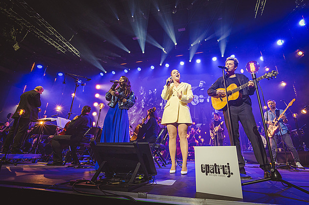 RECENZE: Stypkovy písně sílu neztrácejí. Připomněli ji Farna, Tichá a Mirai