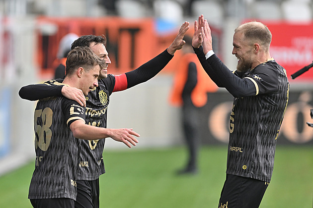 ONLINE: Hradec Kr. - Dukla 2:0, dva góly během tří minut, podruhé se trefuje Darida