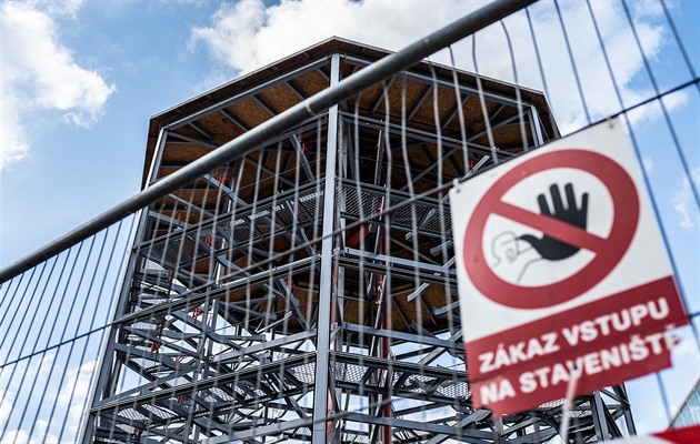 Další hradeckou cyklověž postaví nováček v oboru, výdej stroje zabere 20 sekund