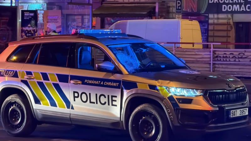 Detaily vraždy v Karlových Varech: Partner měl ženu několikrát udeřit. Na místě zemřela