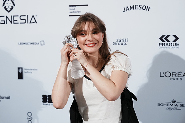 Český lev: filmem roku Karavan, poprvé uspěl Vietnamec, sošku má i šestnáctiletá