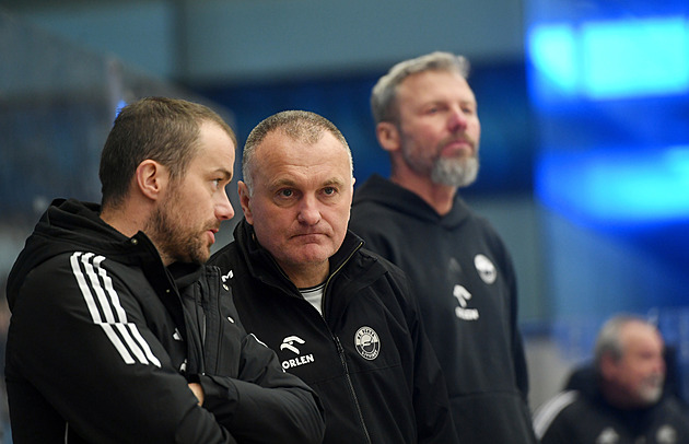 Vzpruha pro Litvínov, Reichel sestoupil na střídačku. Šlégr: On určuje systém hry