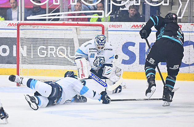 ONLINE: Liberec - K. Vary 0:0. Rozhodující zápas, velkou šanci měl hostující Číp