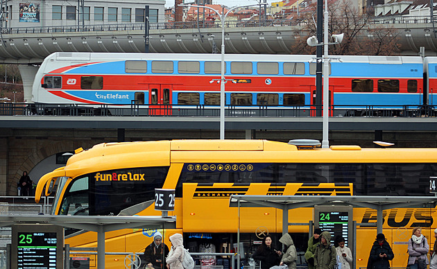Prověřit auta i autobusy. Praha stanovila dvanáct podmínek výstavby na Florenci