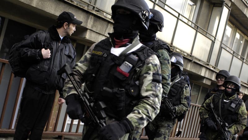 Elitní policisté EXKLUZIVNĚ: František Procházka žije v Karibiku. Plaví se na jachtě