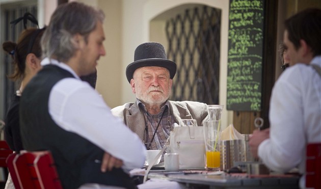 Dopisy manželce i rodinné fotografie. Litomyšl zahájí sezonu věnovanou Zoubkovi