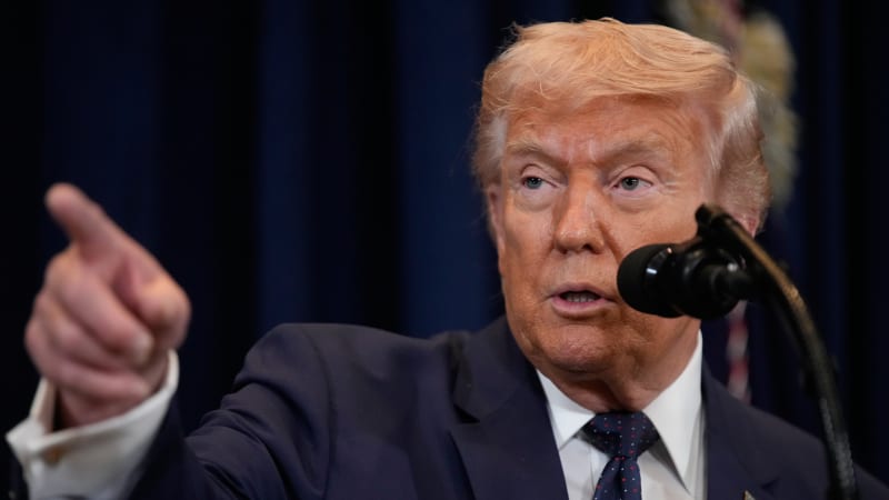 Popravčí čety v Trumpových USA? Ministr chce federální trest smrti, zločinci by se měli střílet