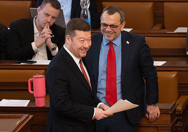 Okamura a Foldyna letí do Bělehradu. V plánu je setkání s Vučičem i EXPO