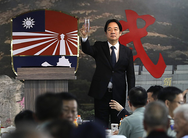 Česko nepovolilo přelet prezidentovi Tchaj-wanu, tvrdí list. Resort to popírá