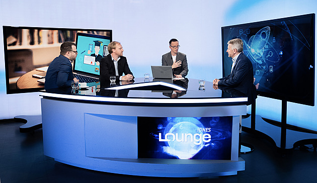 Děti možná brzy přestanou chodit do školy, zaznělo v iDNES Lounge