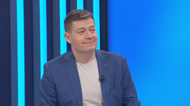 Nalitý poslanec? Když ho natočíte, bude mít ostudu. Nacher nechce dělat ve Sněmovně policajta