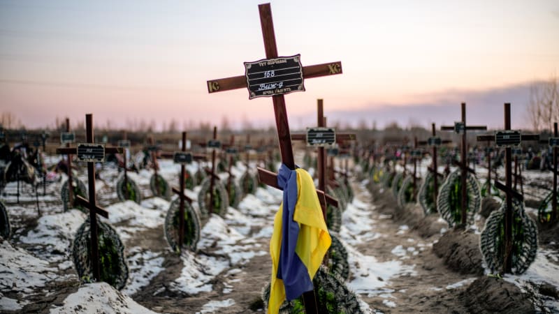 „Temné zájezdy“ na Ukrajinu jako nový fenomén: Turisty láká pohled na válečnou zkázu