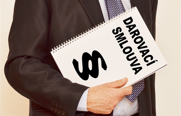 Darování nemovitosti v rodině: kdy se vyplatí a na co si dát pozor